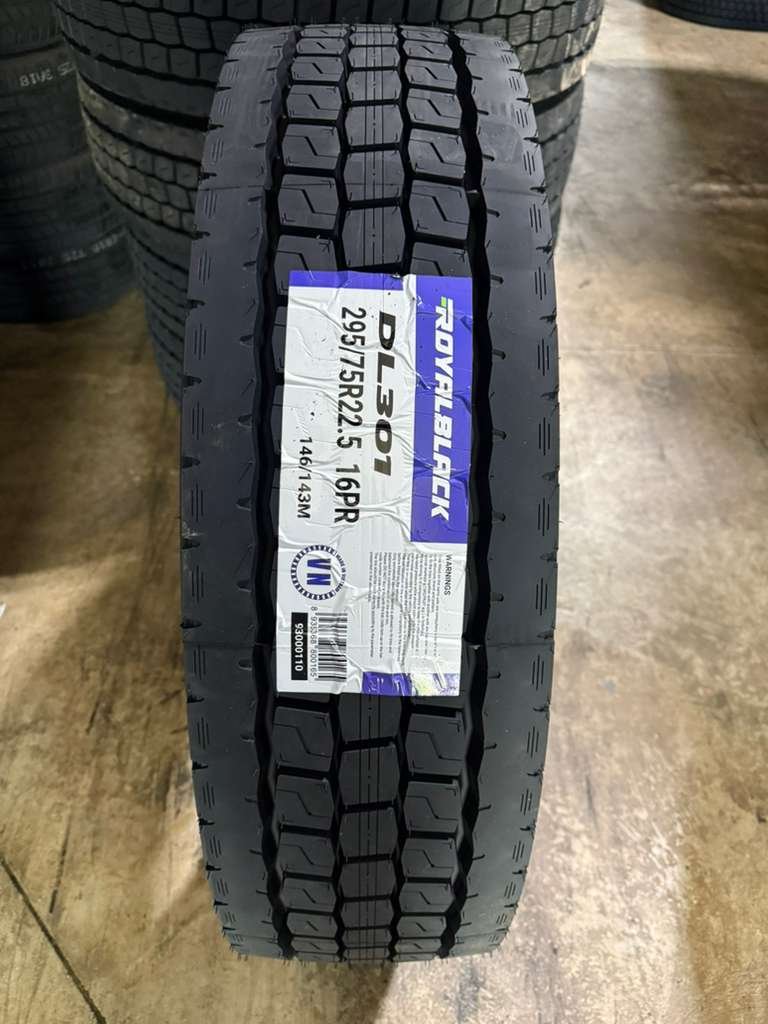 295/75R22.5 16 PL DL301 TRACTION ROYAL BLACK VIETNAM