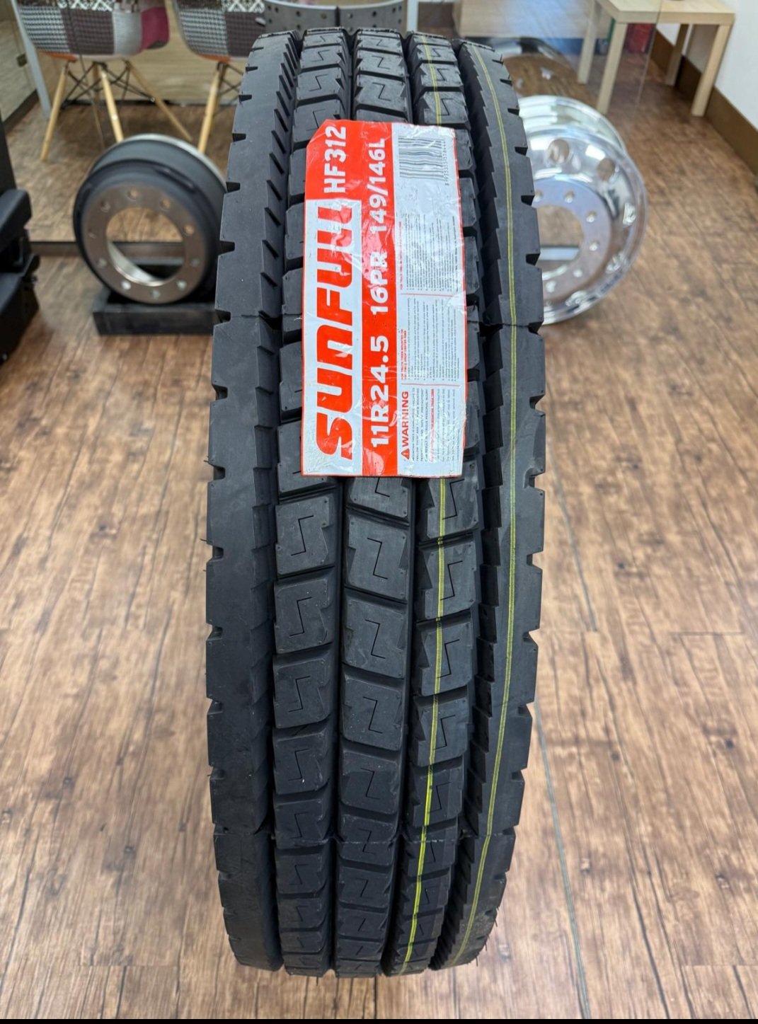 11R24.5 16 PL HF312 TRACTION SUNFULL VIETNAM